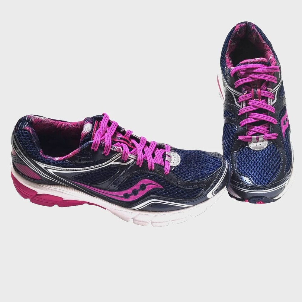 Womens 9 NEW NWOB Saucony Progrid Twister Navy Blue Pink S15281-1